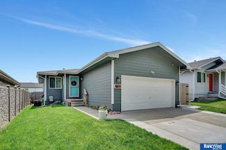 5431 W Partridge Ln, Lincoln, NE 68528