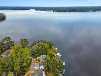 3842 Edgewater Dr, Tallahassee, FL 32310