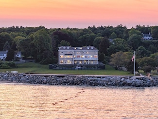 76 Paine Ave, Beverly, MA 01915