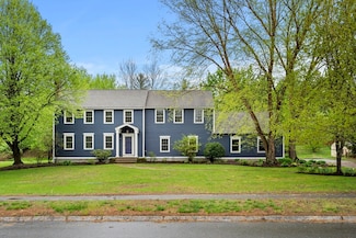 12 Almeria Cir, Westford, MA 01886