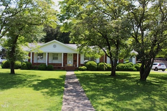 2071 Meadow Ln, Graham, NC 27253