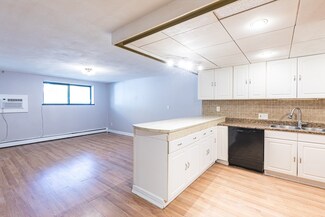 1100 Governors Dr Unit 4, Winthrop, MA 02152