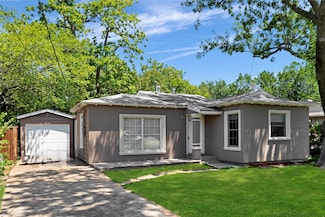 526 Roberts Ave, Irving, TX 75060