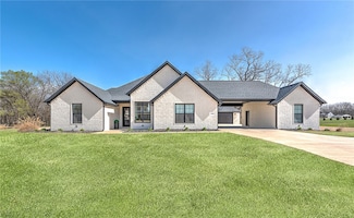 1410 River Point Rd, Fayetteville, AR 72703