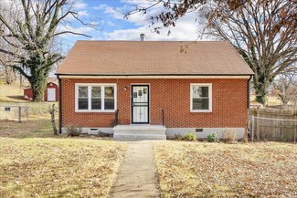627 36th St NW, Roanoke, VA 24017