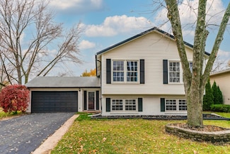 214 W Hintz Rd, Arlington Heights, IL 60004