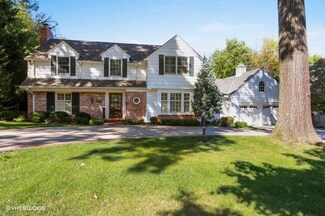 2112 Tomahawk Rd, Mission Hills, KS 66208