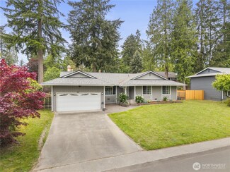 7335 Aegean Blvd NE, Bremerton, WA 98311