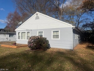 2609 Harling Dr, Chesapeake, VA 23325