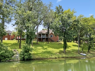 1925 Vicksburg Ln, Lebanon, TN 37087