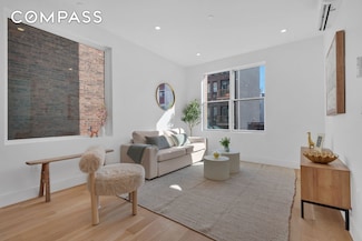 97 Seigel St Unit 2R, Brooklyn, NY 11206