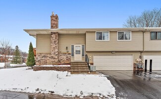 1656 Hickory Ln, Saint Paul, MN 55122