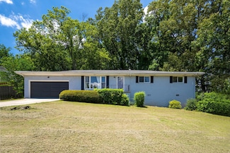 513 Las Lomas Dr, Chattanooga, TN 37421