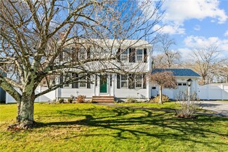 15 Welch Rd, Warwick, RI 02889