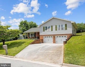 986 Stuart Dr, Front Royal, VA 22630