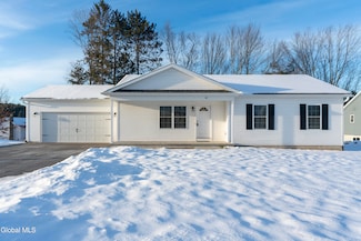 18 Wiley Way, Corinth, NY 12822