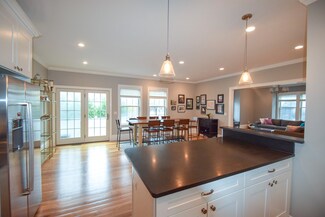 19 Hale St, Newton Upper Falls, MA 02464