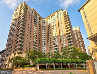 851 N Glebe Rd Unit 1020, Arlington, VA 22203