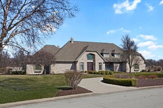 1701 W Meadowlark Dr, Pontiac, IL 61764
