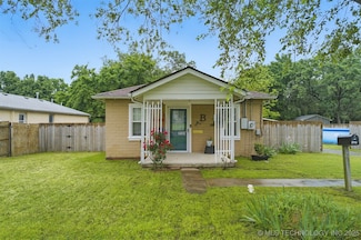 601 N 10th St, Collinsville, OK 74021