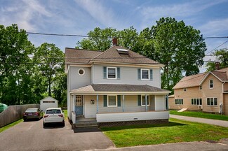 15 Ferry Ave, Northampton, MA 01060