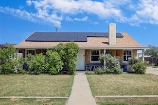 1406 De Witt Ave, Sanger, CA 93657