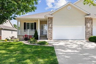 1880 Hunters Creek Way Unit 1880, Marion, IA 52302