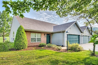 308 Saddlebrook Dr, Indiana, PA 15701