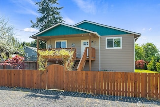 881 NW Lake St, Chehalis, WA 98532
