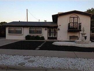 3016 Yarwood Dr, El Paso, TX 79935