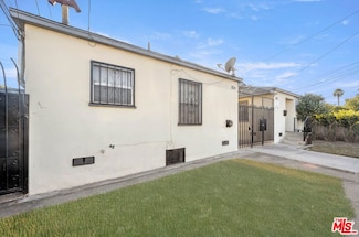 1124 W 110th St, Los Angeles, CA 90044