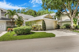 5366 214th Ct S, Boca Raton, FL 33486