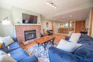 32B Snow Tree Ln Unit Oaks B, Dover, VT 05356
