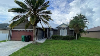 3204 SE Quay St, Port Saint Lucie, FL 34984