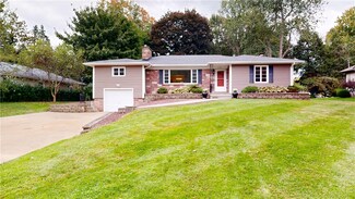 567 Ridgemont Dr, Rochester, NY 14626