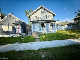 716 N Charles St, Lima, OH 45805