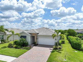 14541 Stern Way, Naples, FL 34114