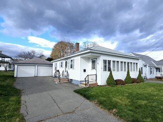 31 S Garand St, Winslow, ME 04901