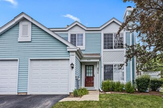 323 Gregory St, Aurora, IL 60504