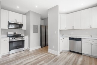 28-30 Dyer St Unit 2R, Boston, MA 02124