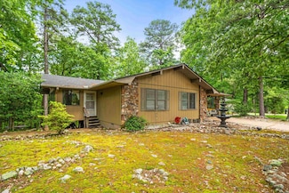 1 Vilafranca Ln, Hot Springs Village, AR 71909
