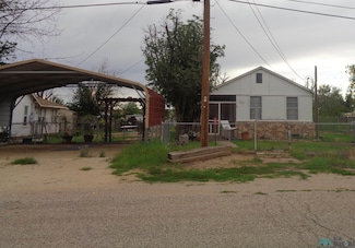 107 S Swigart St, Carlsbad, NM 88220
