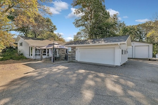 29498 91st Ave, Saint Joseph, MN 56374