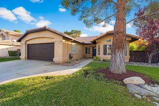 44545 Shadowcrest Dr, Lancaster, CA 93536