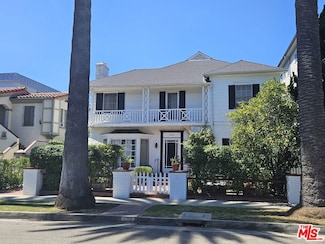 441 1/2 S Palm Dr Unit 441 1/2, Beverly Hills, CA 90212