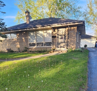 2231 Walnut St, Waukegan, IL 60087