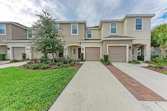 10521 Oakside Dr, Palmetto, FL 34221