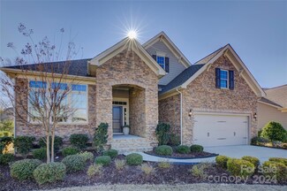 14901 Creeks Edge Dr, Charlotte, NC 28278