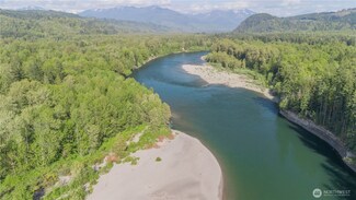 7536 N Center Ct, Concrete, WA 98237