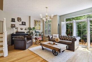 221 1st Ave NE Unit 22, Minneapolis, MN 55413